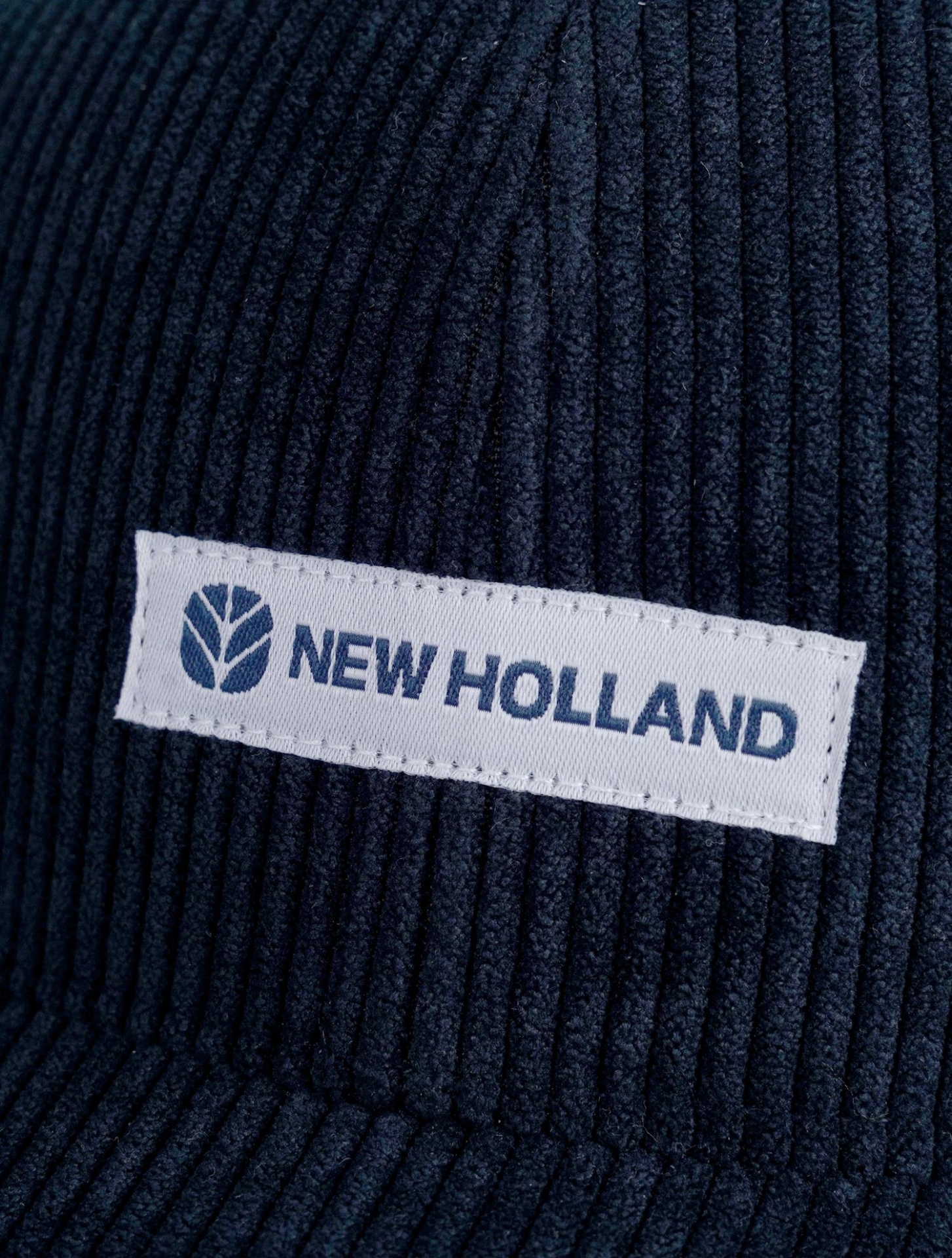 New Holland Style. Cap 